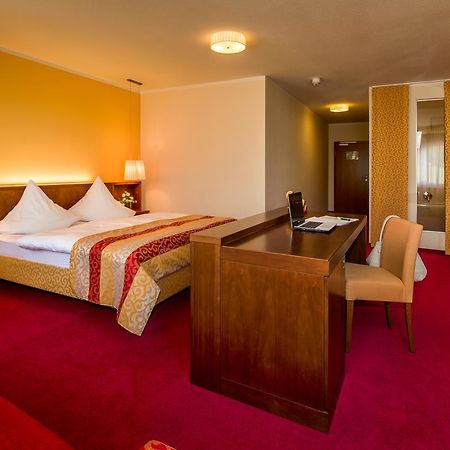 Hotel-Restaurant Distlerhof Leinburg Ngoại thất bức ảnh