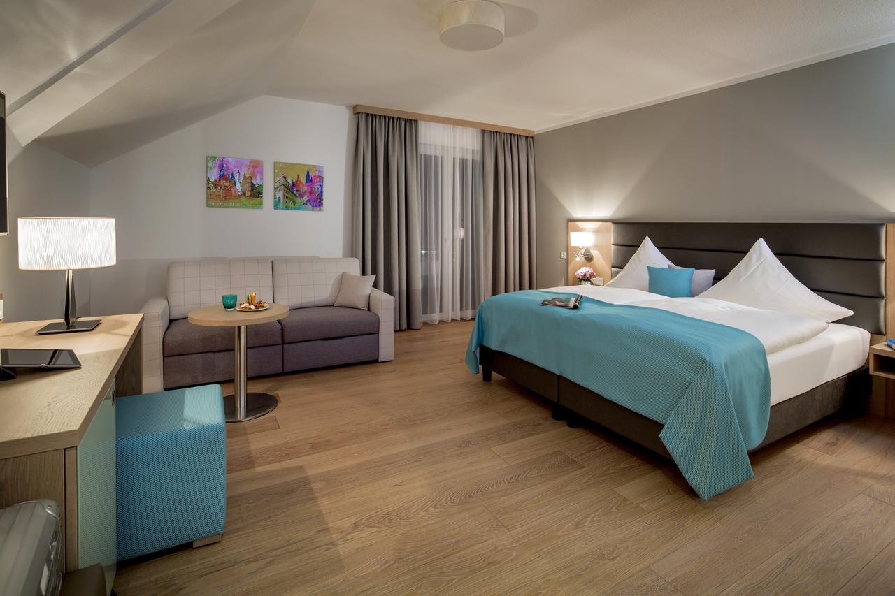 Hotel-Restaurant Distlerhof Leinburg Ngoại thất bức ảnh